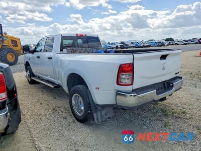 Drugie zdjęcie samochodu z przodu: 2023 RAM 3500 TRADESMAN VIN:3C63RRGL7PG552275 - miniatura