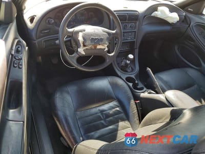 Zdjęcie 8 z 13 samochodu: 2000 FORD MUSTANG GT VIN:1FAFP42X1YF201055 - miniatura