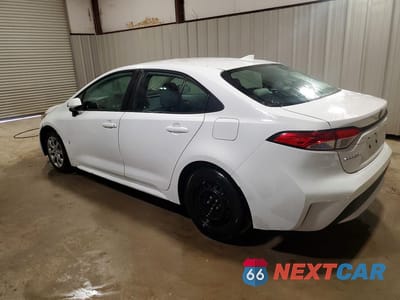 Drugie zdjęcie samochodu z przodu: 2021 TOYOTA COROLLA LE VIN:5YFEPMAE5MP206171 - miniatura