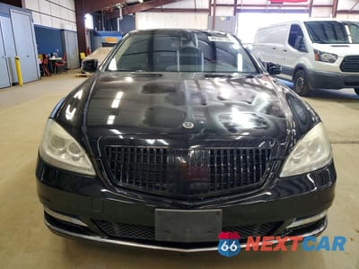 Piąte zdjęcie samochodu w środku: 2013 MERCEDES-BENZ S 550 4MATIC VIN:WDDNG9EB8DA497465 - miniatura