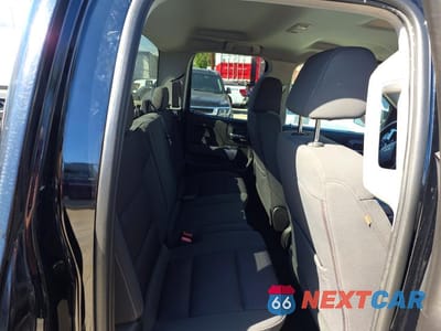Zdjęcie 6 z 10 samochodu: 2018 CHEVROLET SILVERADO C1500 LT VIN:1GCRCREC1JZ259602 - miniatura