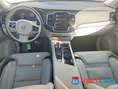 Zdjęcie 8 z 14 samochodu: 2024 VOLVO XC90 VIN:YV4062PFXR1163666 - miniatura
