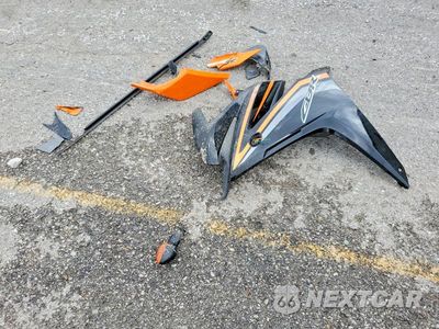 Zdjęcie 9 z 10 samochodu: 2017 HONDA CBR500 R VIN:MLHPC4463H5400027 - miniatura