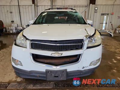 Piąte zdjęcie samochodu w środku: 2010 CHEVROLET TRAVERSE LT VIN:1GNLVGED3AS125736 - miniatura