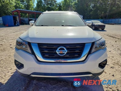 Piąte zdjęcie samochodu w środku: 2017 NISSAN PATHFINDER SV VIN:5N1DR2MN7HC604319 - miniatura