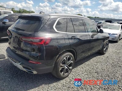 Trzecie zdjęcie samochodu z tyłu: 2021 BMW X5 SDRIVE 40I VIN:5UXCR4C04M9E91973 - miniatura