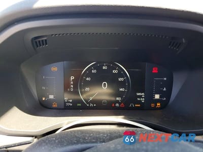 Zdjęcie 9 z 13 samochodu: 2019 VOLVO XC60 T6 VIN:YV4A22RK5K1333688 - miniatura