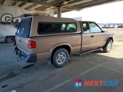 Trzecie zdjęcie samochodu z tyłu: 1997 CHEVROLET S TRUCK S10 VIN:1GCDT19X0V8206698 - miniatura