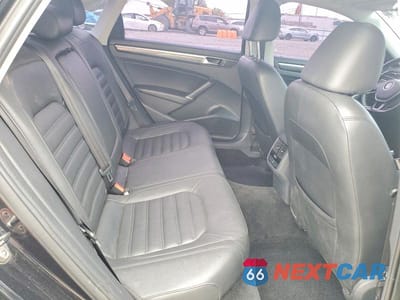 Zdjęcie 10 z 12 samochodu: 2017 VOLKSWAGEN PASSAT SEL PREMIUM VIN:1VWCT7A35HC071255 - miniatura