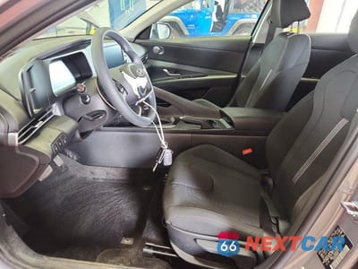 Zdjęcie 7 z 12 samochodu: 2025 HYUNDAI ELANTRA SE VIN:KMHLL4DG5SU044988 - miniatura