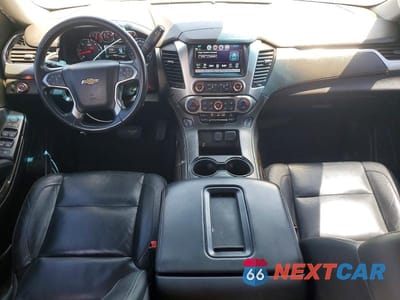 Zdjęcie 8 z 13 samochodu: 2019 CHEVROLET SUBURBAN C1500 LT VIN:1GNSCHKC5KR390556 - miniatura