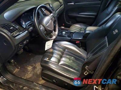 Zdjęcie 7 z 12 samochodu: 2017 CHRYSLER 300 S VIN:2C3CCABG1HH564143 - miniatura