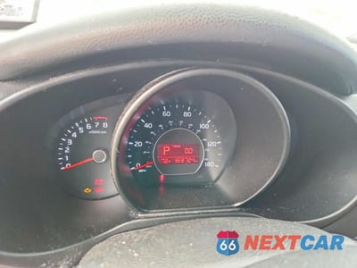 Zdjęcie 9 z 11 samochodu: 2017 KIA SOUL BASE VIN:KNDJN2A24H7880026 - miniatura