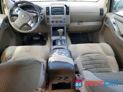 Zdjęcie 8 z 13 samochodu: 2006 NISS PATHFINDER VIN:5N1AR18U76C639454 - miniatura
