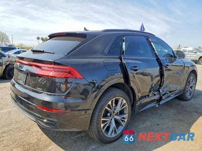 Trzecie zdjęcie samochodu z tyłu: 2022 AUDI Q8 PREMIUM VIN:WA1AVBF15ND003729 - miniatura