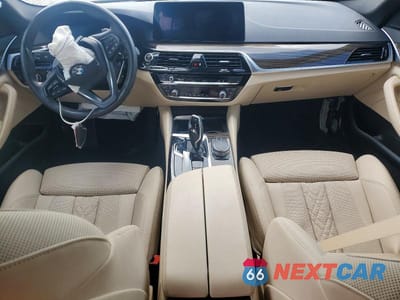 Zdjęcie 8 z 12 samochodu: 2021 BMW 530 I VIN:WBA53BH04MCF31185 - miniatura