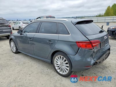 Drugie zdjęcie samochodu z przodu: 2018 AUDI A3 E-TRON PREMIUM PLUS VIN:WAUTPBFF2JA062315 - miniatura
