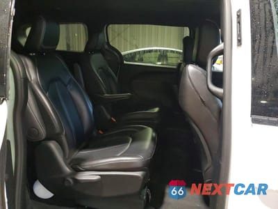 Zdjęcie 11 z 13 samochodu: 2024 CHRYSLER PACIFICA HYBRID SELECT VIN:2C4RC1S77RR104132 - miniatura