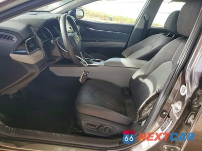 Zdjęcie 7 z 12 samochodu: 2023 TOYOTA CAMRY LE VIN:4T1C11AK1PU801518 - miniatura