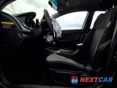 Zdjęcie 7 z 12 samochodu: 2013 KIA FORTE LX VIN:KNAFT4A21D5660241 - miniatura