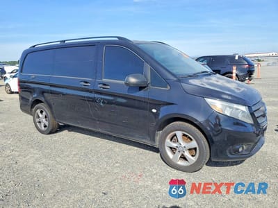Czwarte zdjęcie samochodu z boku: 2016 MERCEDES BENZ METRIS VIN:WD3PG2EA8G3087656 - miniatura