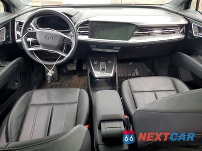 Zdjęcie 8 z 13 samochodu: 2024 AUDI Q4 E-TRON VIN:WA1G2AFZ2RP009270 - miniatura