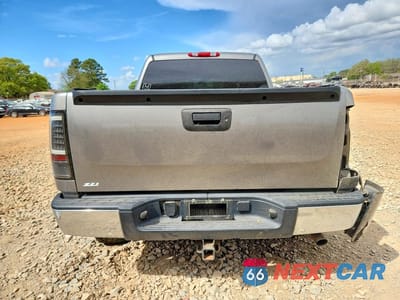 Zdjęcie 6 z 12 samochodu: 2007 GMC NEW SIERRA K1500 VIN:2GTEK13YX71604242 - miniatura
