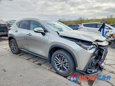 Czwarte zdjęcie samochodu z boku: 2025 LEXUS NX 350H PREMIUM VIN:JTJGKCEZ8S5038399 - miniatura