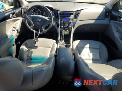 Zdjęcie 8 z 12 samochodu: 2013 HYUNDAI SONATA LIMITED VIN:5NPEC4AC2DH538298 - miniatura