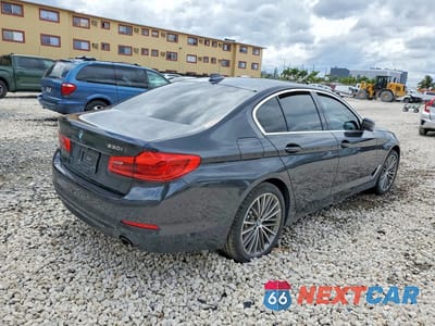 Trzecie zdjęcie samochodu z tyłu: 2020 BMW 530 I VIN:WBAJR3C0XLCD59656 - miniatura