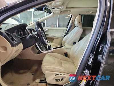 Zdjęcie 7 z 13 samochodu: 2014 VOLV XC60 VIN:YV4952DL9E2532896 - miniatura