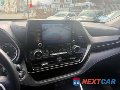 Zdjęcie 9 z 12 samochodu: 2022 TOYOTA HIGHLANDER XLE VIN:5TDGZRBH0NS579930 - miniatura