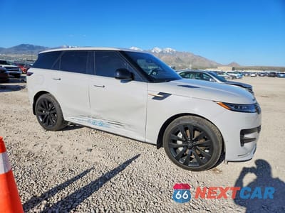 Czwarte zdjęcie samochodu z boku: 2025 LAND ROVER RANGE ROVER SPORT DYNAMIC SE VIN:SAL1L9E42SA423583 - miniatura