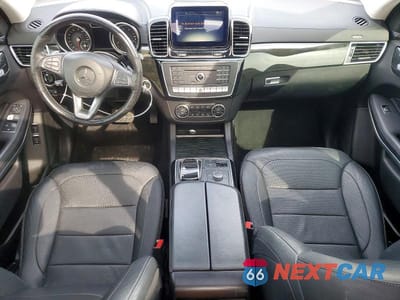 Zdjęcie 8 z 12 samochodu: 2017 MERCEDES-BENZ GLS 550 4MATIC VIN:4JGDF7DE9HA746365 - miniatura