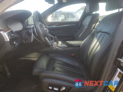 Zdjęcie 7 z 13 samochodu: 2020 BMW M550XI VIN:WBAJS7C0XLBN96596 - miniatura