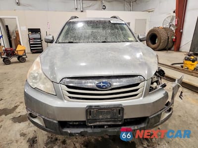 Piąte zdjęcie samochodu w środku: 2011 SUBARU OUTBACK 2.5I PREMIUM VIN:4S4BRBCCXB1440316 - miniatura