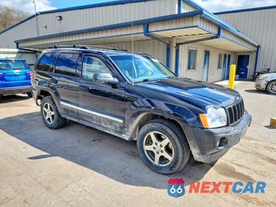 Czwarte zdjęcie samochodu z boku: 2005 JEEP GRAND CHEROKEE LAREDO VIN:1J4HR48N25C719153 - miniatura