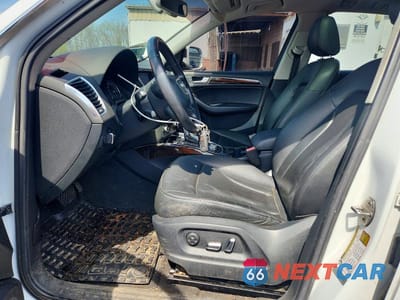 Zdjęcie 7 z 11 samochodu: 2014 AUDI Q5 PREMIUM PLUS VIN:WA1LFAFP6EA059670 - miniatura