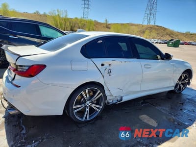 Trzecie zdjęcie samochodu z tyłu: 2019 BMW 330I VIN:WBA5R1C58KAK09151 - miniatura