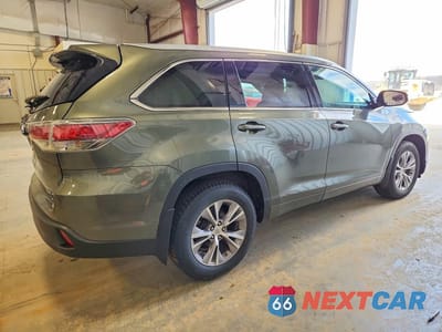 Trzecie zdjęcie samochodu z tyłu: 2014 TOYOTA HIGHLANDER XLE VIN:5TDJKRFH7ES056778 - miniatura