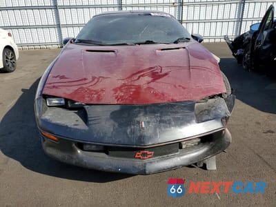 Piąte zdjęcie samochodu w środku: 1995 CHEVROLET CAMARO Z28 VIN:2G1FP22PXS2131636 - miniatura