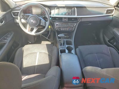 Zdjęcie 8 z 13 samochodu: 2019 KIA OPTIMA LX VIN:5XXGT4L30KG341757 - miniatura