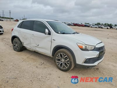 Czwarte zdjęcie samochodu z boku: 2016 MITSUBISHI OUTLANDER SPORT ES VIN:JA4AP3AU0GZ022776 - miniatura