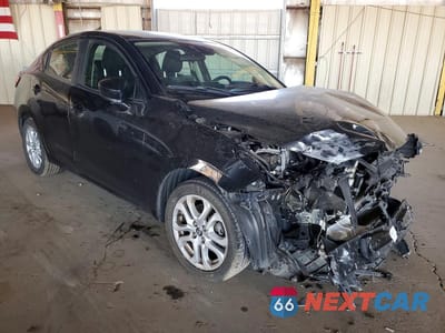 Czwarte zdjęcie samochodu z boku: 2017 TOYOTA YARIS IA BASE VIN:3MYDLBYVXHY174889 - miniatura