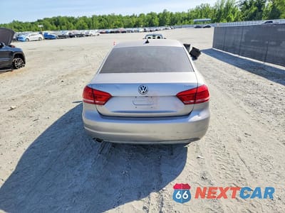 Zdjęcie 6 z 12 samochodu: 2014 VOLKSWAGEN PASSAT SE VIN:1VWBS7A34EC063917 - miniatura