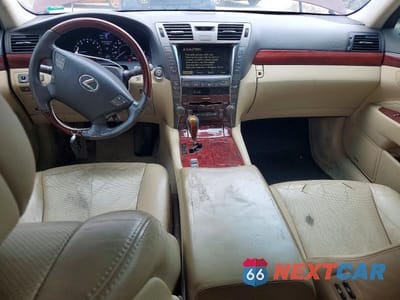 Zdjęcie 8 z 12 samochodu: 2007 LEXUS LS 460 BASE VIN:JTHBL46F375050745 - miniatura