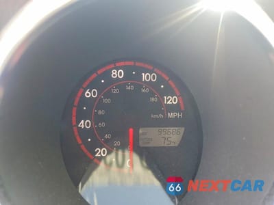 Zdjęcie 9 z 12 samochodu: 2007 TOYOTA COROLLA MATRIX XR VIN:2T1KR32E17C680502 - miniatura