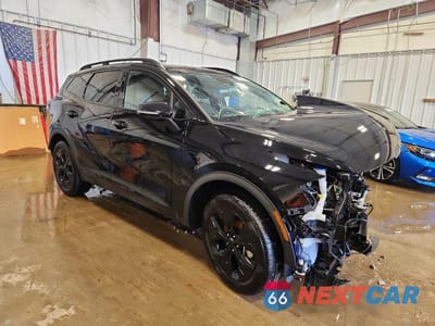 Czwarte zdjęcie samochodu z boku: 2025 KIA SPORTAGE X-LINE VIN:5XYK6CDF0SG306751 - miniatura