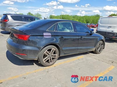 Trzecie zdjęcie samochodu z tyłu: 2017 AUDI A3 PREMIUM VIN:WAUAUGFF7H1042522 - miniatura