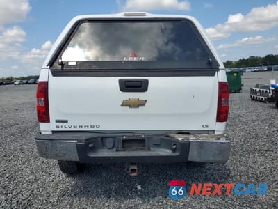 Zdjęcie 6 z 12 samochodu: 2011 CHEVROLET SILVERADO K1500 LS VIN:1GCRKREA7BZ206048 - miniatura